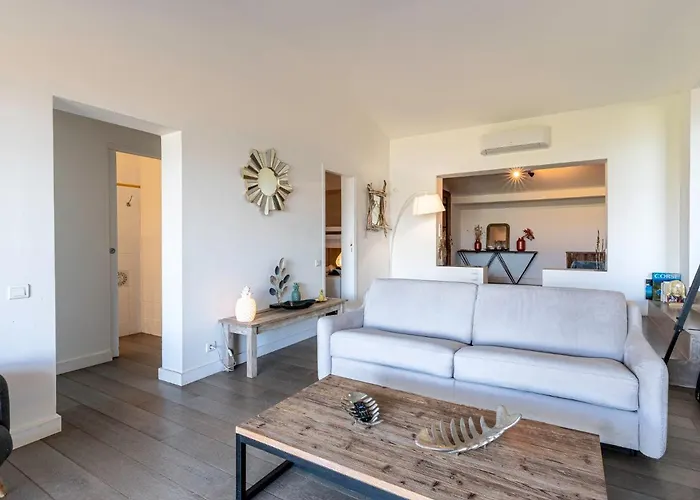 Holiday home By Interhome